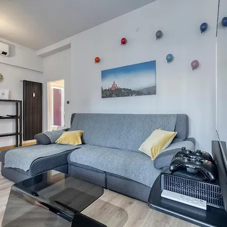 Dimora Del Guercino شقة